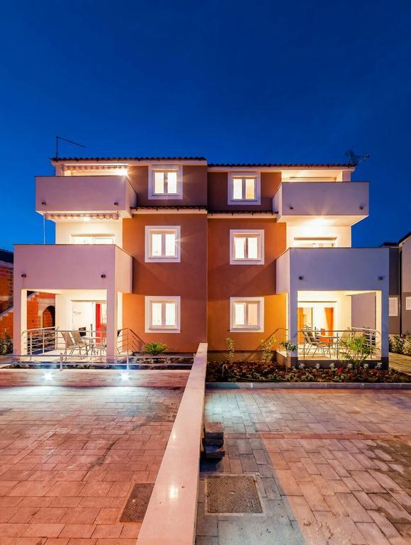 Apartments Hrvoje Vodice Zewnętrze zdjęcie
