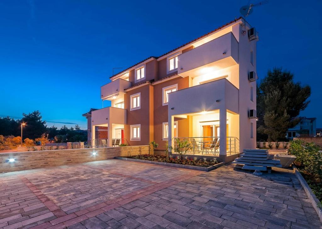 Apartments Hrvoje Vodice Zewnętrze zdjęcie